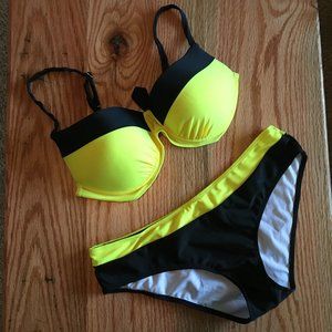 SHEIN TWO PEICE SWIMSUIT W(L)